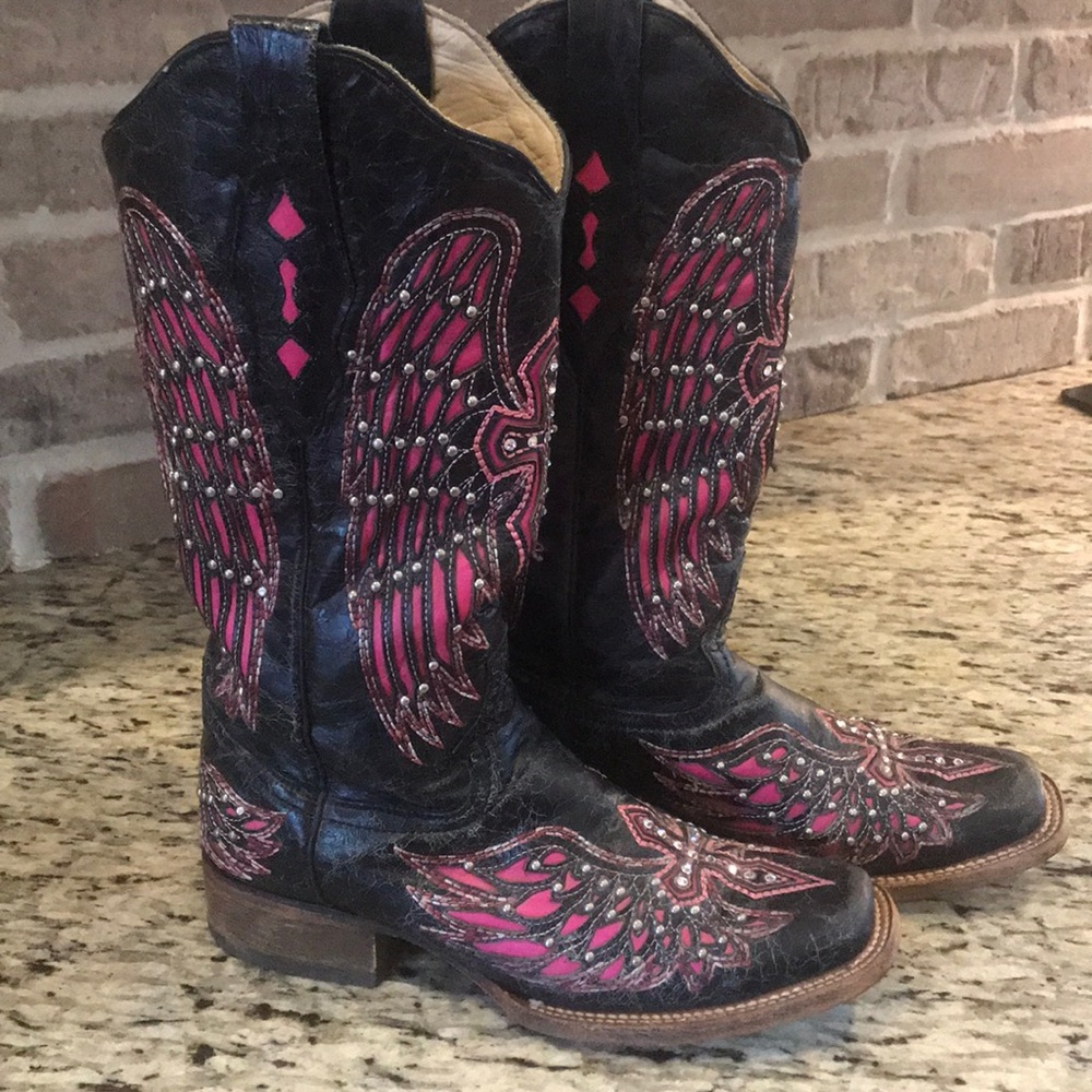 Corral cowgirl boots